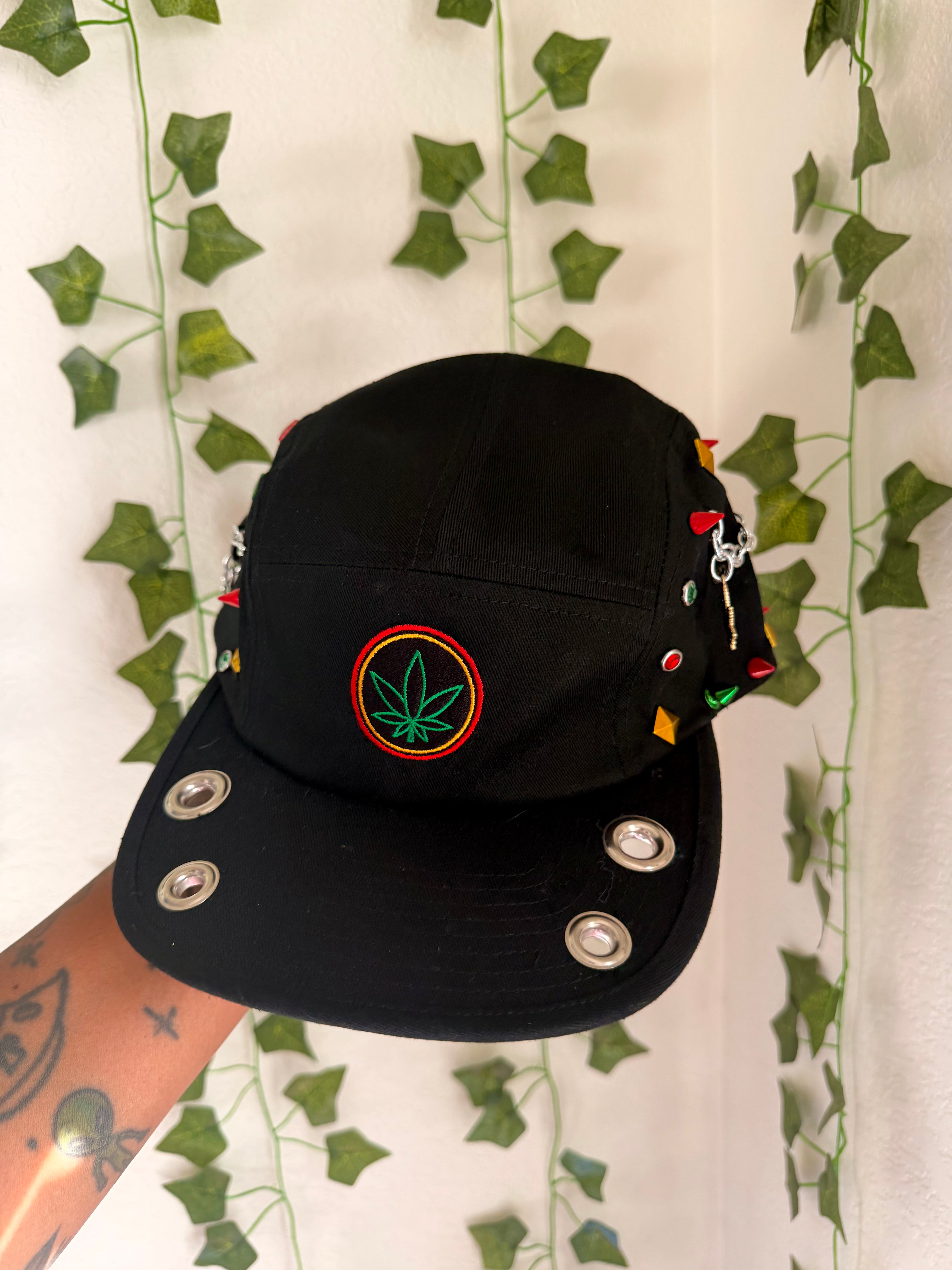 1-of-1-rasta-dab-with-heart-side