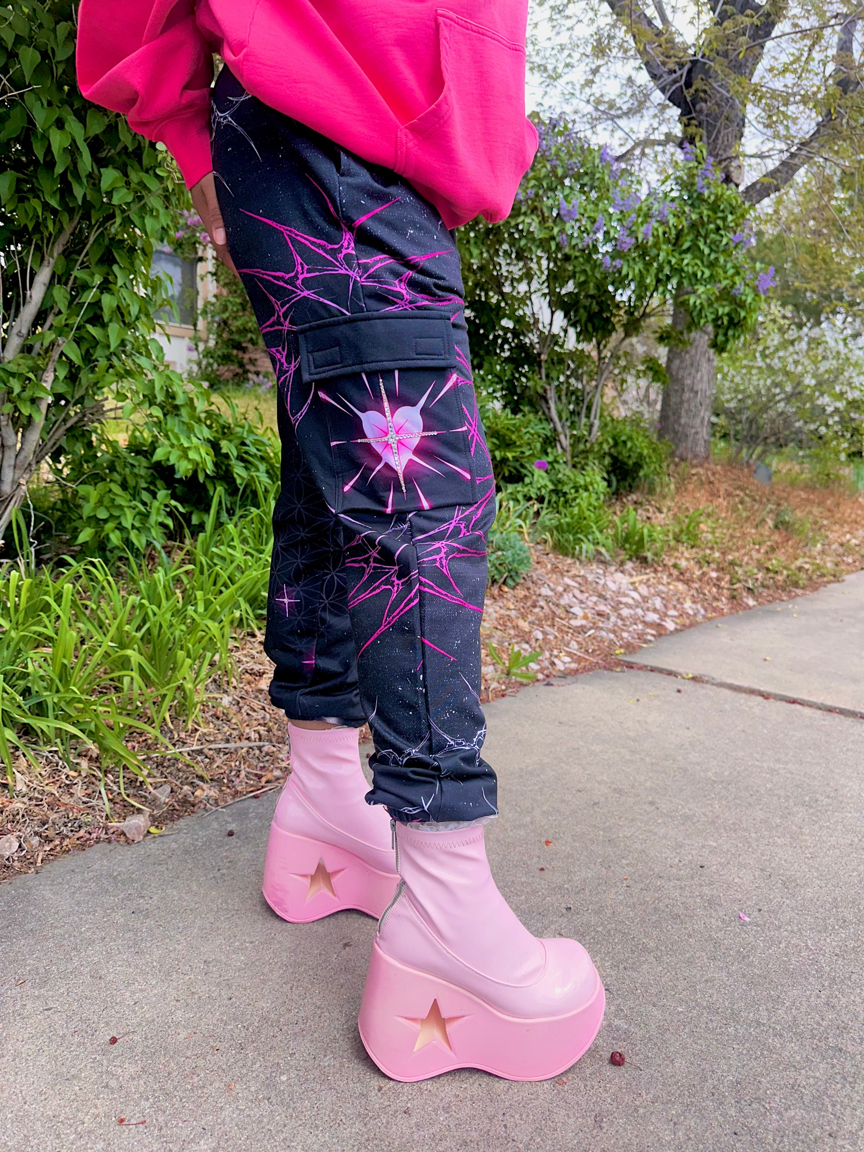 Fresh & Juicy Cargo Joggers