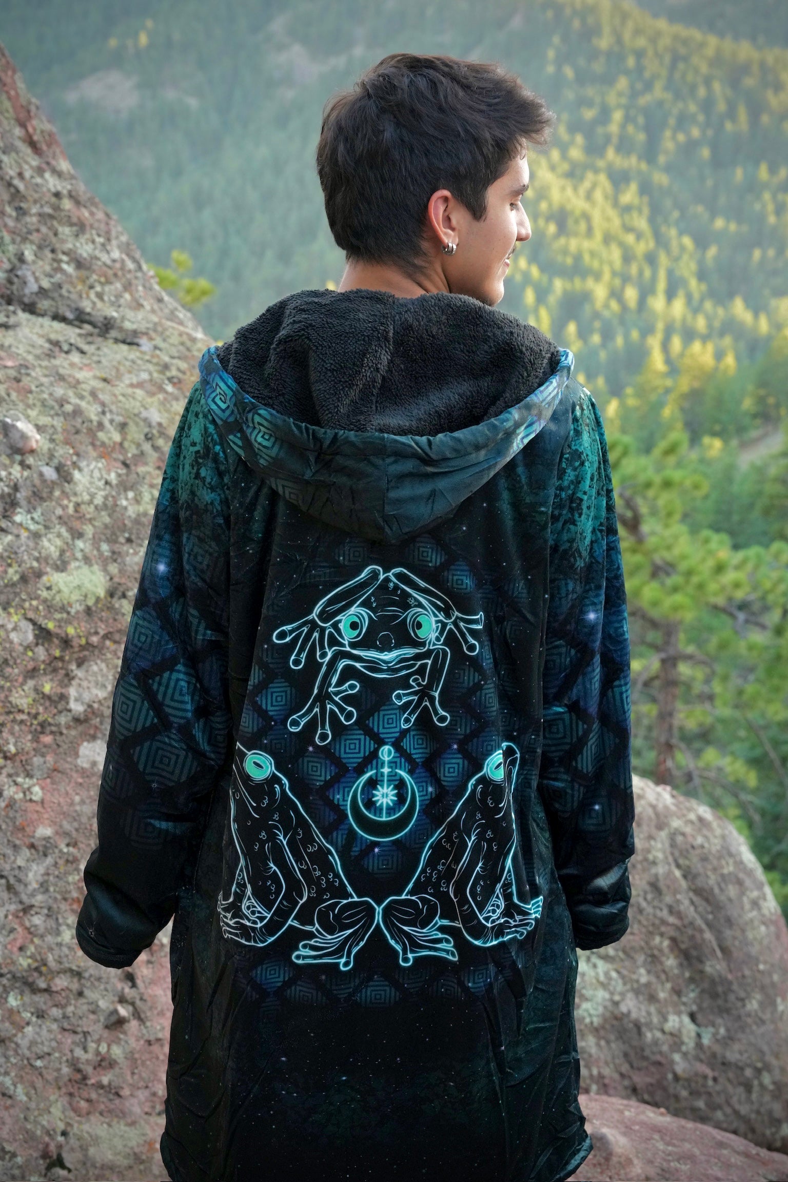 Frogii Zip-up Cloak