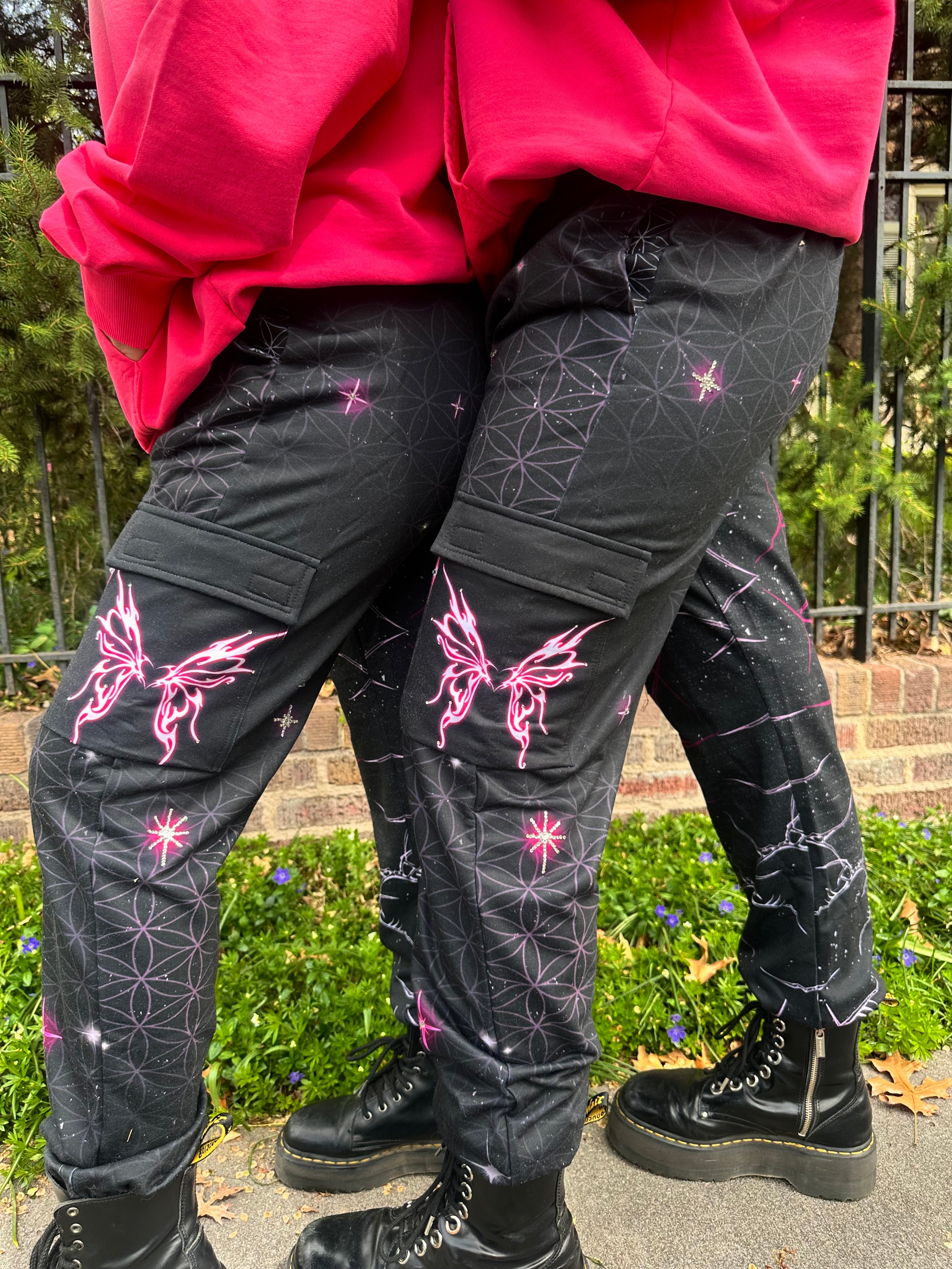 Fresh & Juicy Cargo Joggers