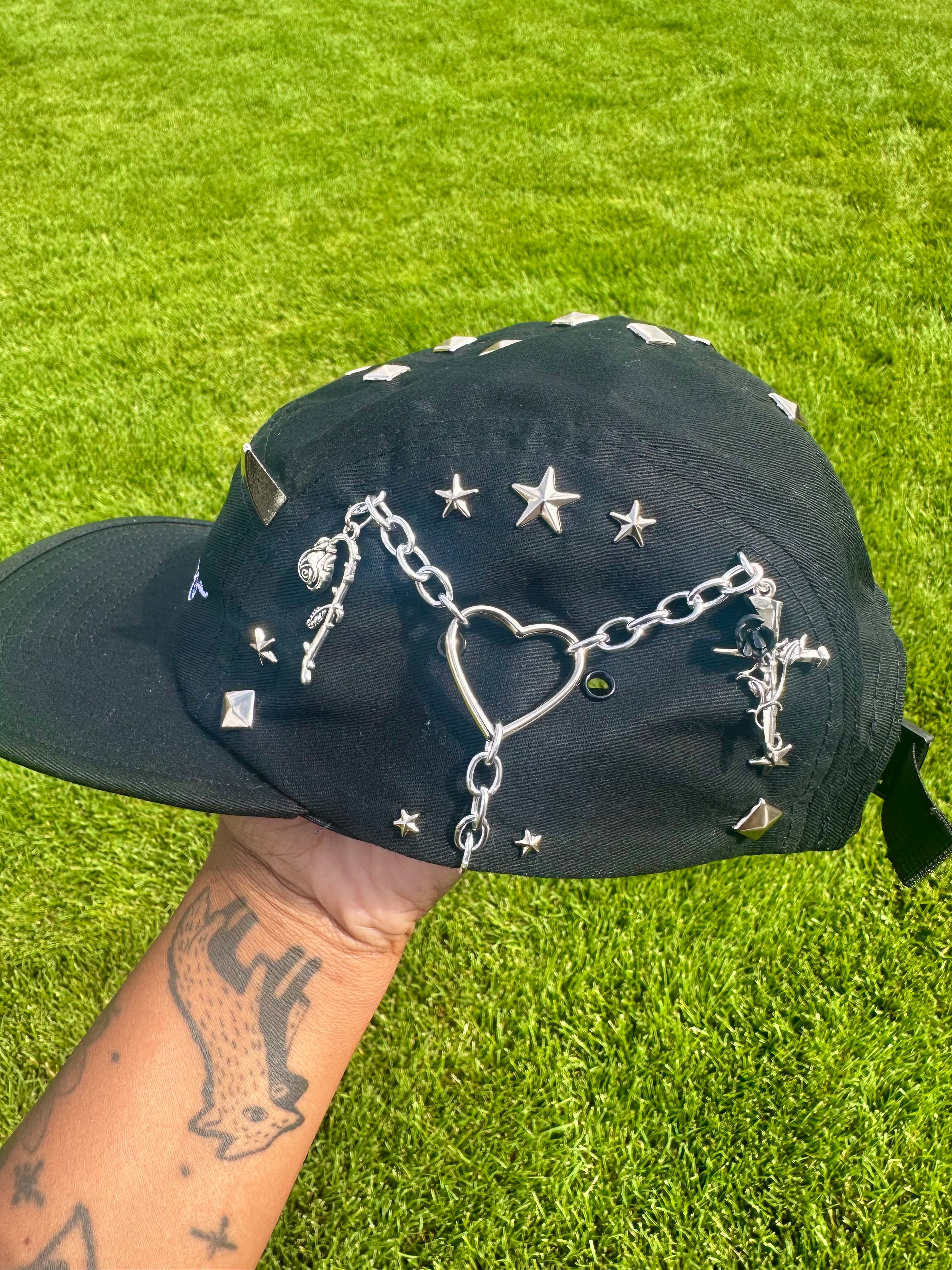 Hearted Kitty Tarot 5 Panel Hat